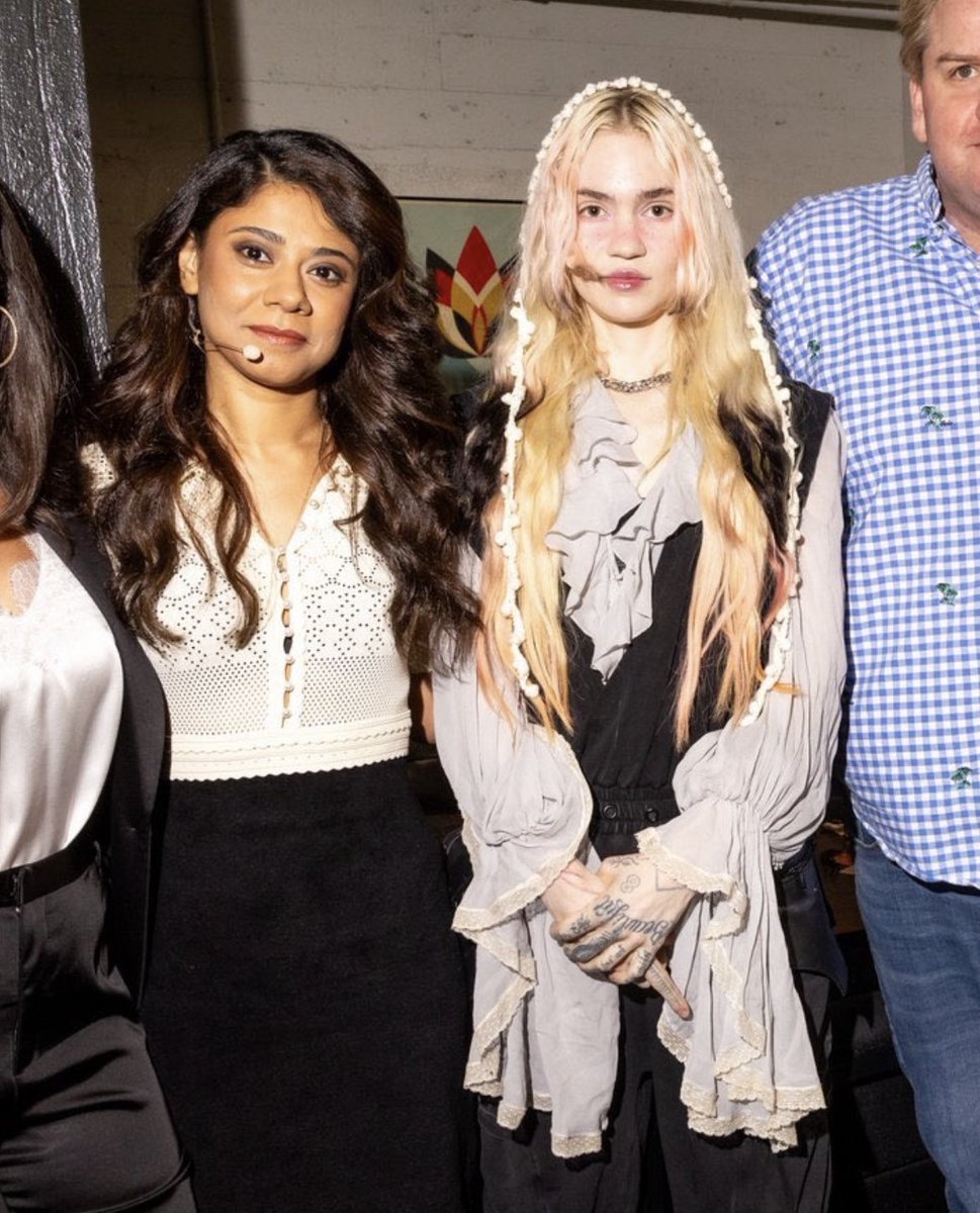 Grimezsz's tweet photo. Also this is not a pirate costume, this is enlightenment era business casual. https://t.co/MrVJHqJFHl