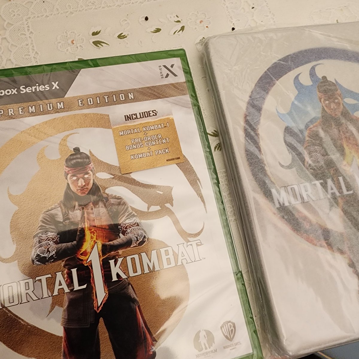 Paid to get Premium Edition and to get it early (Sept 15th)! Mortal Kombat 1! Livestream tonight @ twitch.tv/VTK23 
Come support my goal of reaching Twitch Affiliate 😊
