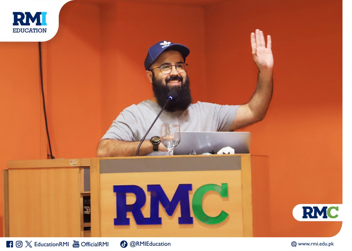 EducationRMI's tweet photo. Tuaha Ibn Jalil, a renowned religious life coach, held a session at RMC on Digital Addiction, providing attendees with practical insights into tackling it through actionable strategies and Islamic teachings.

#RMC #digitaladdiction #mindlfulsccrolling #islamicway #tuahabinjalil https://t.co/I3nfdlStwo