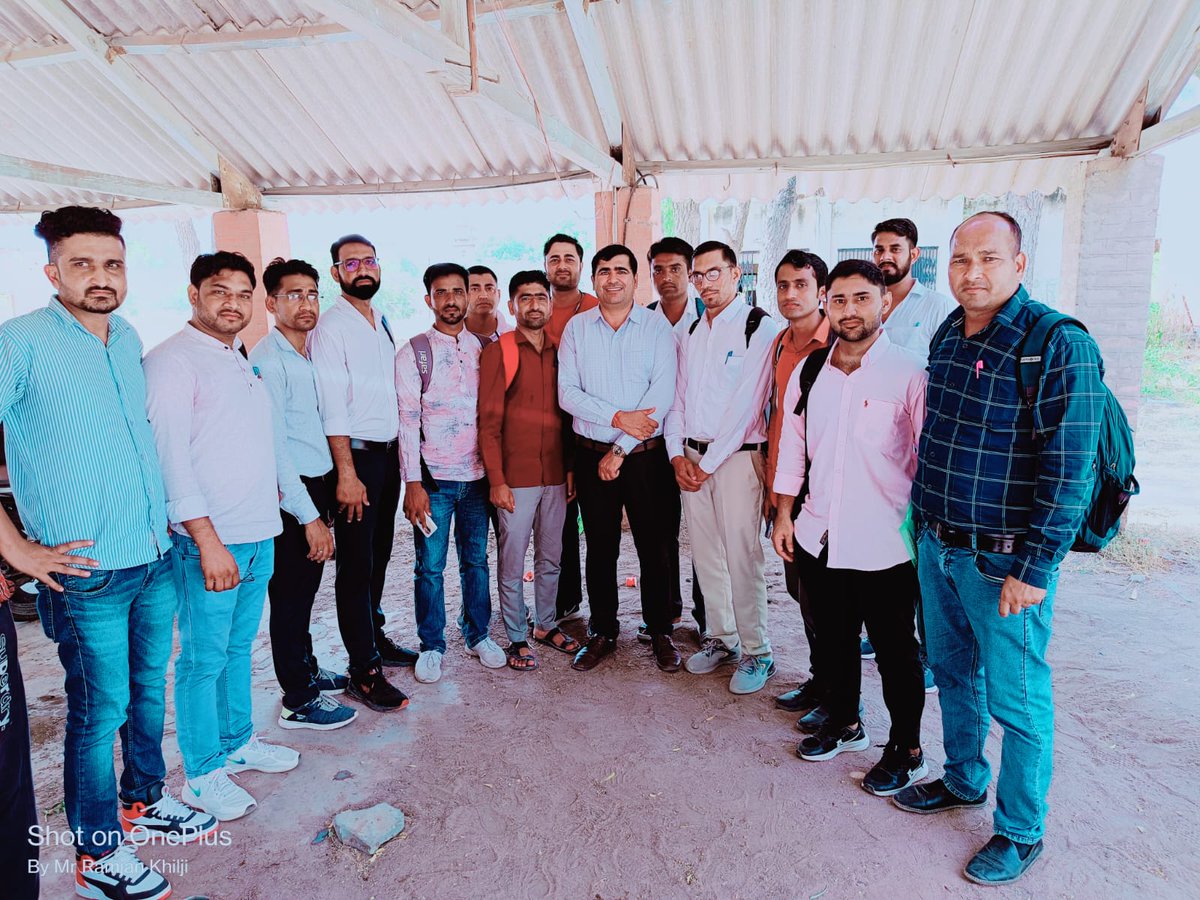 स्कुल व्याख्याता भर्ती 2022 में चयनित साथियो की Rpsc से फॉर्म पहुंचते ही आज काउंसलिंग की शुरुआत कर दी गई है,साथियों के बीच काउंसलिंग में पहुंचकर शुभकामनाएं दी
रेसला परिवार में आपका स्वागत है l
<a href="/RPSC1/">RPSC, Ajmer</a> से निवेदन अन्य विषयों के जल्द परिणाम जारी करे