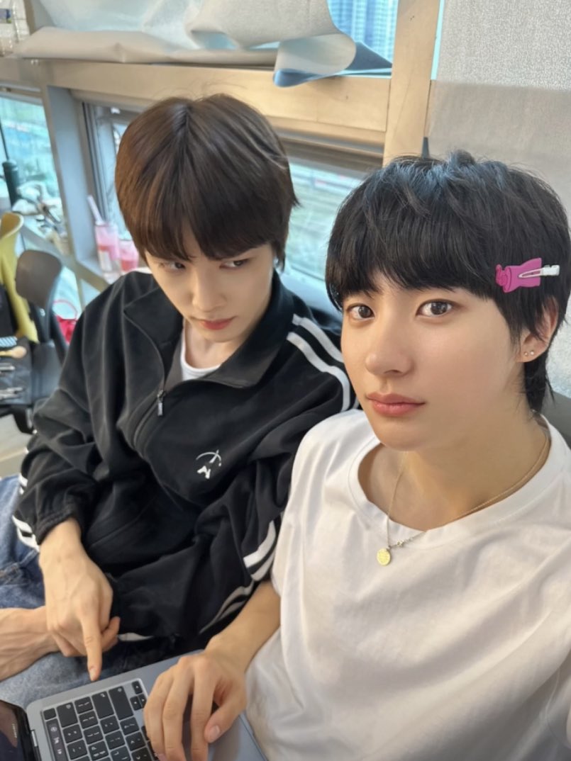 riizepics's tweet photo. 🐸🌟 https://t.co/laby4dUYdS