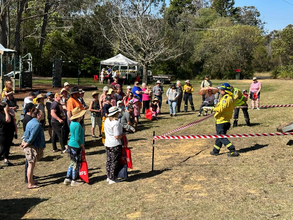 NSWRFS's tweet photo. Great to see so many people (and pets!) all over NSW Get Ready this weekend! Our #RFS members have been assisting residents prepare for the fire season today - and there are plenty more local events on tomorrow! Find your nearest #GetReadyWeekend event at https://t.co/MAPe7SNufl https://t.co/hRrdez1D50