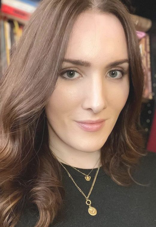 ytbios's tweet photo. Abigail Thorn: The British Intellectual of YouTube #AbigailThorn https://t.co/dWpvmcMQi8