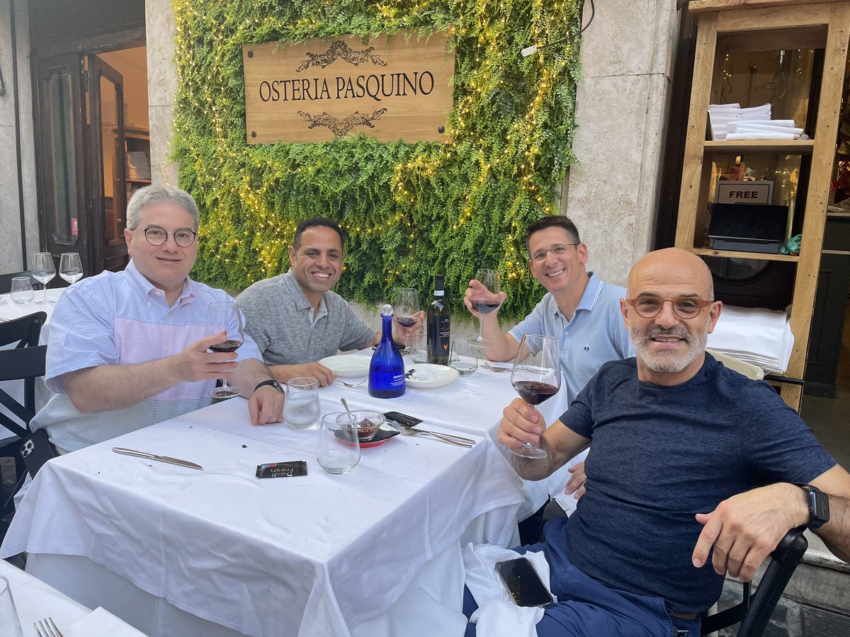timpawlik's tweet photo. Thanks to my #Italian 🇮🇹 &amp; international 🌎🌍🌏 colleagues for inviting me to #iasgo in #Verona &amp; @ILLS_LAPLIVER in #Rome. Both conferences were amazing as we discussed #oncology #surgery #techniques to care for patients with #GI &amp; #HPB #cancers. Academic surgery is a 🎁! https://t.co/CFz5pYMiCF