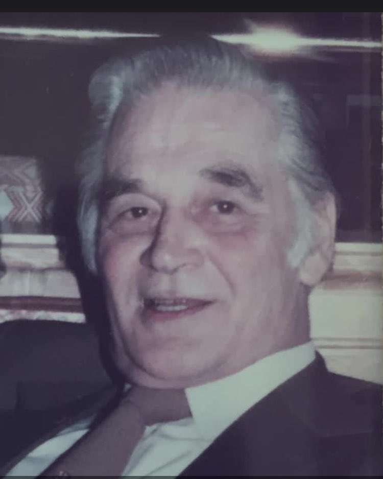 Todays there’s a birthday but it’s going to be a quiet day tinged with a little sad,
Because it’s for someone I’m remembering silently in my memory and that is my loving dad!
Happy heavenly birthday dad!