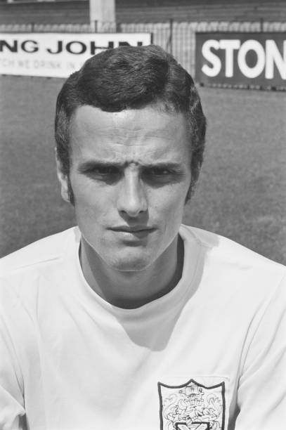 HammyEnd's tweet photo. #OTD in 1969, striker Steve #Earle scored five as Fulham won 8-0 at Halifax Town - still club's biggest ever away league victory.
The Whites' other goals came from Jimmy #Conway, who scored twice, and Barry #Lloyd #ffc #coyw https://t.co/Gvl1PnEW6j