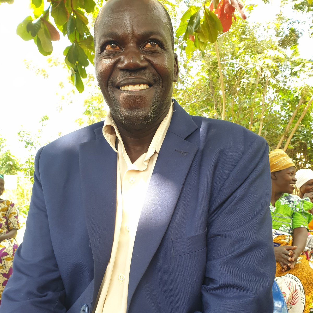 nowaraga's tweet photo. Papa Omio (RIP) chose his eldest son with toto Apolot his heir &amp; named his eldest son with toto Asio, as regent of the heir. Omoding (left) is heir &amp; Opolot (right) is regent... 

Read &amp; learn more about practice of Iteso culture versus being #Christians   https://t.co/uqiwUZA5rA https://t.co/Jaca8iWJao
