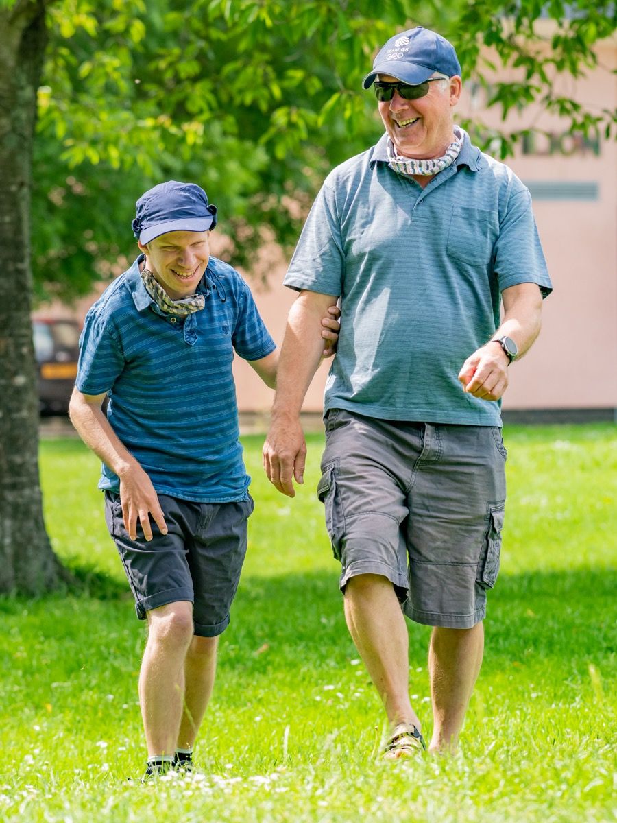 IncludeTweets tweet media