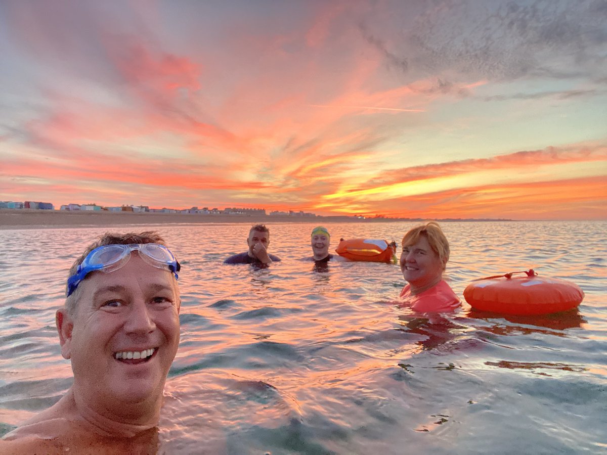 #pedagoohampshire has started with a glorious 6:00am sea swim with @MartynReah @CorinneSettle @mottleyoconnor 

Looking forward to a day of caring & sharing with the 250+ attendees! 
#teacher5aday #exercise #notice #connect #volunteer