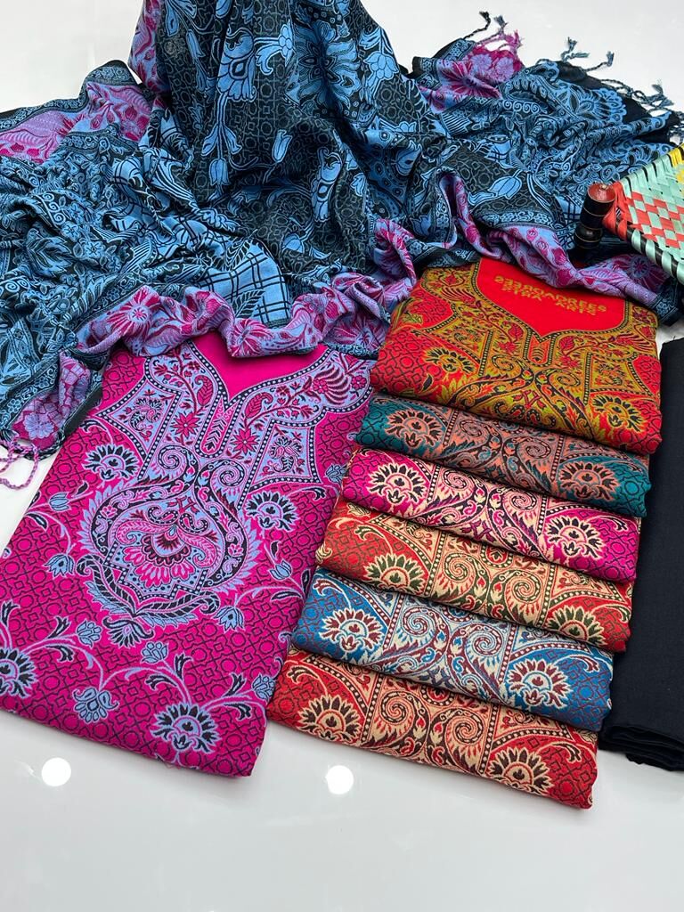 SamsCollection9's tweet image. Discover a curated selection of men's watches at SAM's Collection. Elevate your wristwear game with our stylish timepieces. Shop now and redefine your look with confidence.
Winter 3pcs Suit

bit.ly/3QQd38t 
#wintersuit #ladiesdress #samscollection #fashion #womenclothes