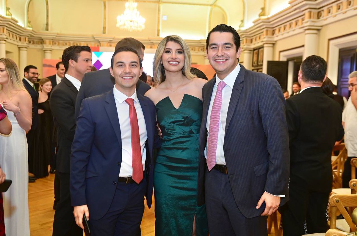 Paulina Ocaña tweet media