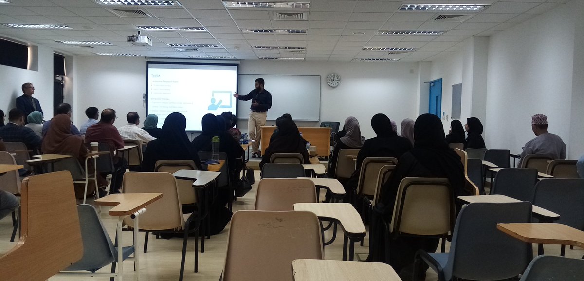 CETL6's tweet photo. Dr. Muhammad Bilal, one of the Faculty Fellows gradutes, in his presentation of his experience in the program, what he learnerd from it and some valuable advices to go smoothly throughout the program. 
#SQU_CETL
#happing_now https://t.co/9kjqAuP03Y
