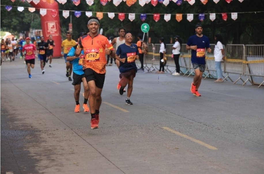 ParimalRd's tweet image. Controlled run with a speed finish followed by couple doses of kaapi #SaturdayRun
#JoyofRunning 
@Runningrathod26 @suneelkoyi @ameya91 @akhaware @chirunningindia  @sandeepvarma15 @pgodhani @runkarthikrun @moovendhan_a @nithinnithu_m @runner_anir