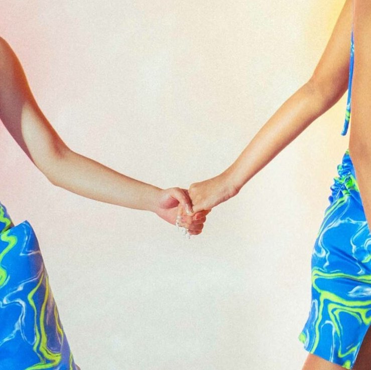 VlVOREE's tweet photo. "SLOW-BURN FRIENDSHIP" 👩🏾‍🤝‍👩🏻

https://t.co/TNgziyVyyK https://t.co/cZsqBVwkWk