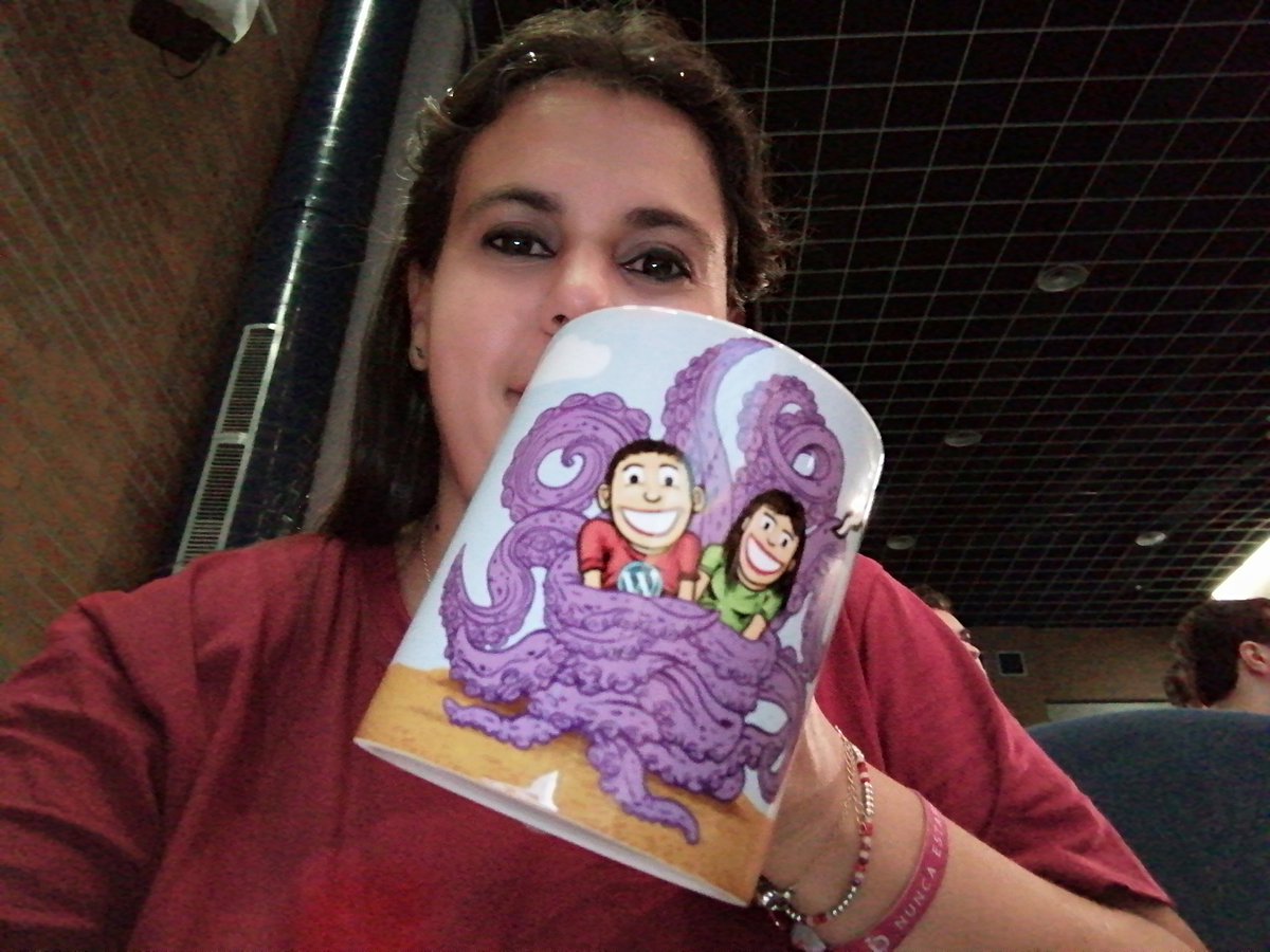 Ya tengo mi taza de <a href="/LucusHost/">LucusHost</a> para la #PonteWordCamp

Me requetechifla!!! Gracias!!