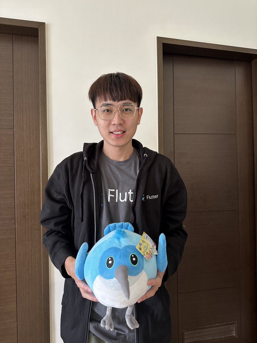 yiichenhi's tweet image. What a swag gift from Flutter!

So grateful and it makes me want to give more value to the community.

Let&apos;s Go💙

@anelvro 
@FlutterDev

#flutter #flutterdev