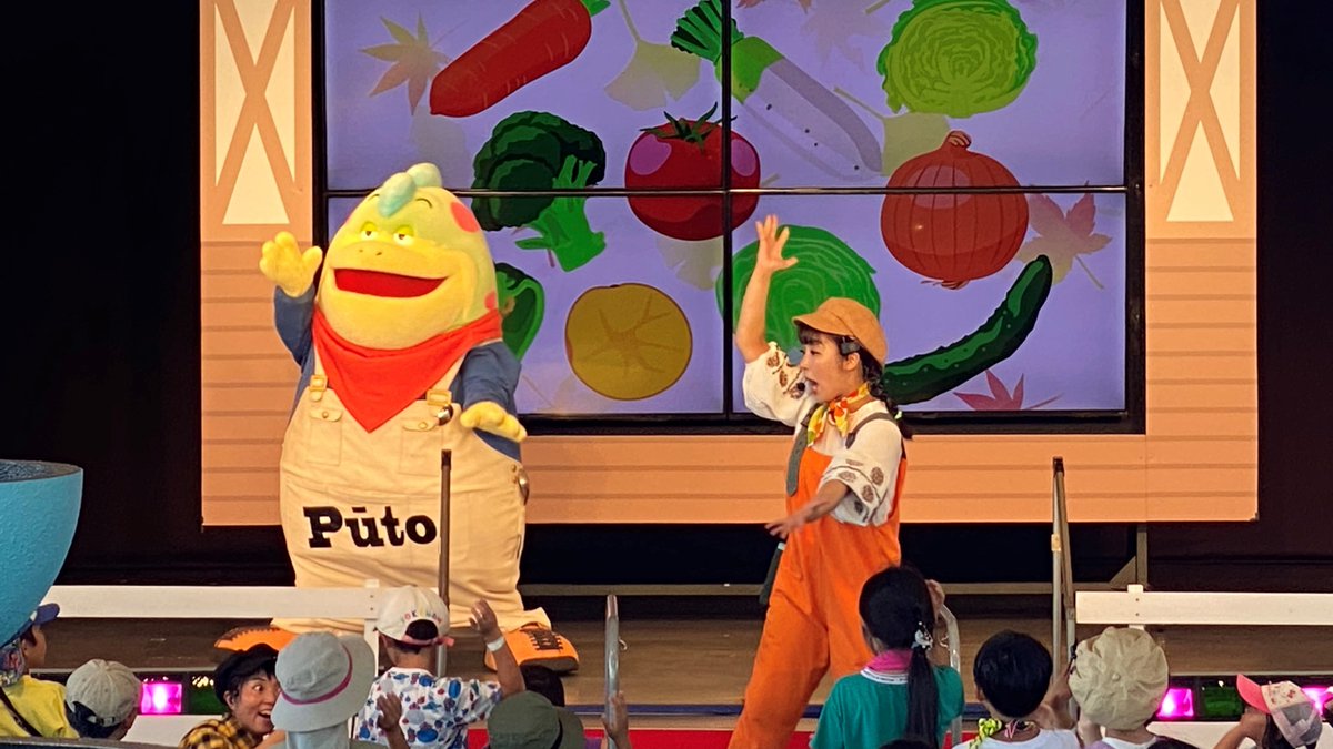 suzuka_event's tweet photo. 今日から秋のイベント「秋の大収穫祭」がスタート！

沢山のキッズたちが、収穫した野菜🥦🧅やくだもの🌰🍇をもって、コチラ達が開く『収穫パーティ』に参加してくれました✨

＃鈴鹿サーキットパーク ＃秋のイベント ＃収穫祭 https://t.co/bvGRezyVgc