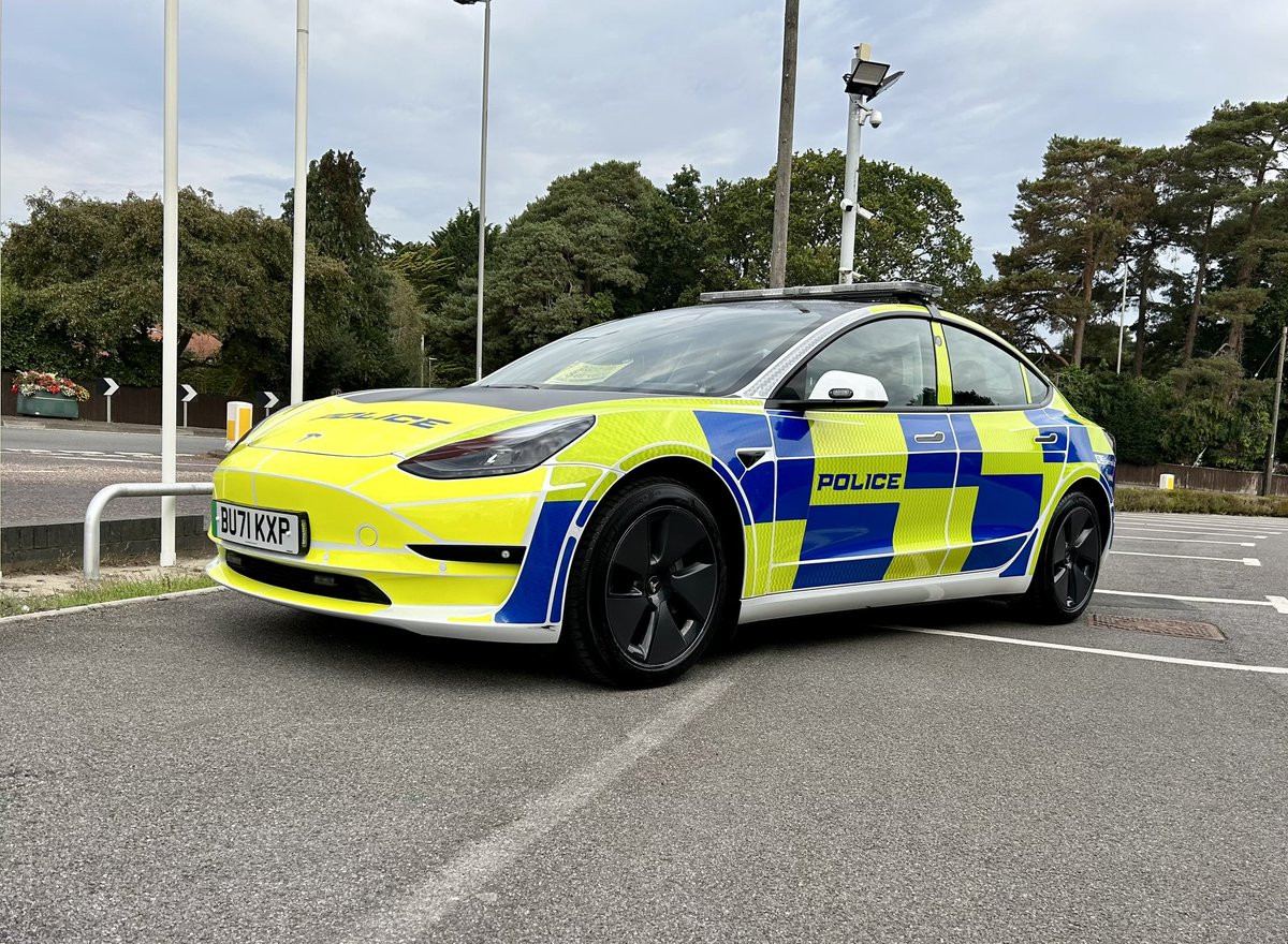 Early start at <a href="/Tesla/">Tesla</a> Bournemouth for our <a href="/IAMRoadSmart/">IAM RoadSmart</a> dealership event. Couldn’t resist a cheeky Model 3 Traffic Car shot 😁