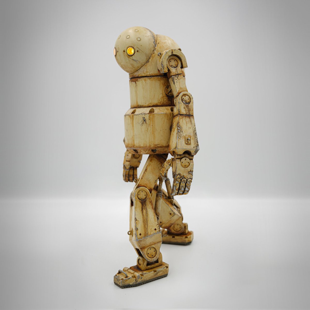 DanielHird2's tweet photo. NieR Automata - Machines - Medium Biped

From my series of reproduction models from the action role playing game NieR : Automata by @SquareEnix produced by @platinumgames

#NieRAutomata #NieR #gameart #modelmaking #modelpainting #mecha #robot #machine #conceptart #fanart https://t.co/vzHkuN4DOq