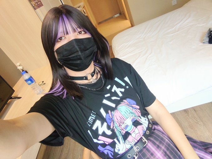 呆呆的。。。 #伪娘 #成都线下 #女装子 #男の娘 #crossdress https://t.co/sYgS7q2oRC<a href="/tag/%E4%BC%AA%E5%A8%98"class="tags">#伪娘</a><a href="/tag/%E6%88%90%E9%83%BD%E7%BA%BF%E4%B8%8B"class="tags">#成都线下</a><a href="/tag/%E5%A5%B3%E8%A3%85%E5%AD%90"class="tags">#女装子</a><a href="/tag/%E7%94%B7%E3%81%AE%E5%A8%98"class="tags">#男の娘</a><a href="/tag/crossdress"class="tags">#crossdress</a>