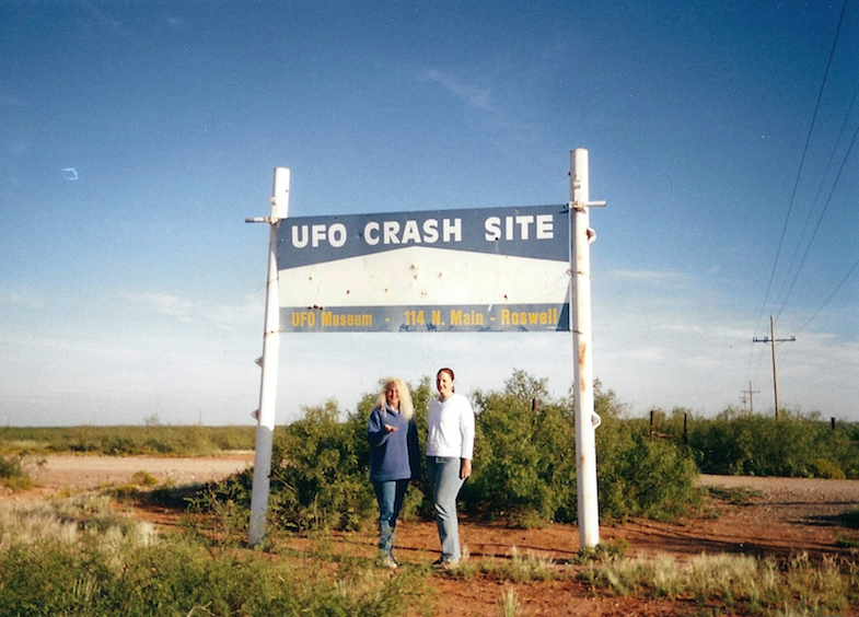 Aliens. UFO’s, conspiracy, fear, military cover ups, Oh My! #Roswell bit.ly/ITLP0505MP3