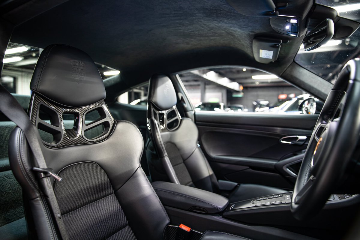 This Jet Black over Black Interior, 991.2 GT3 Touring, is a UK Supplied example first registered during March 2018, having covered only 10990 miles since. 

This Touring benefits from a full OPC history and transferable Porsche warranty until April 2026.

jzmporsche.com/cars/porsche-9…