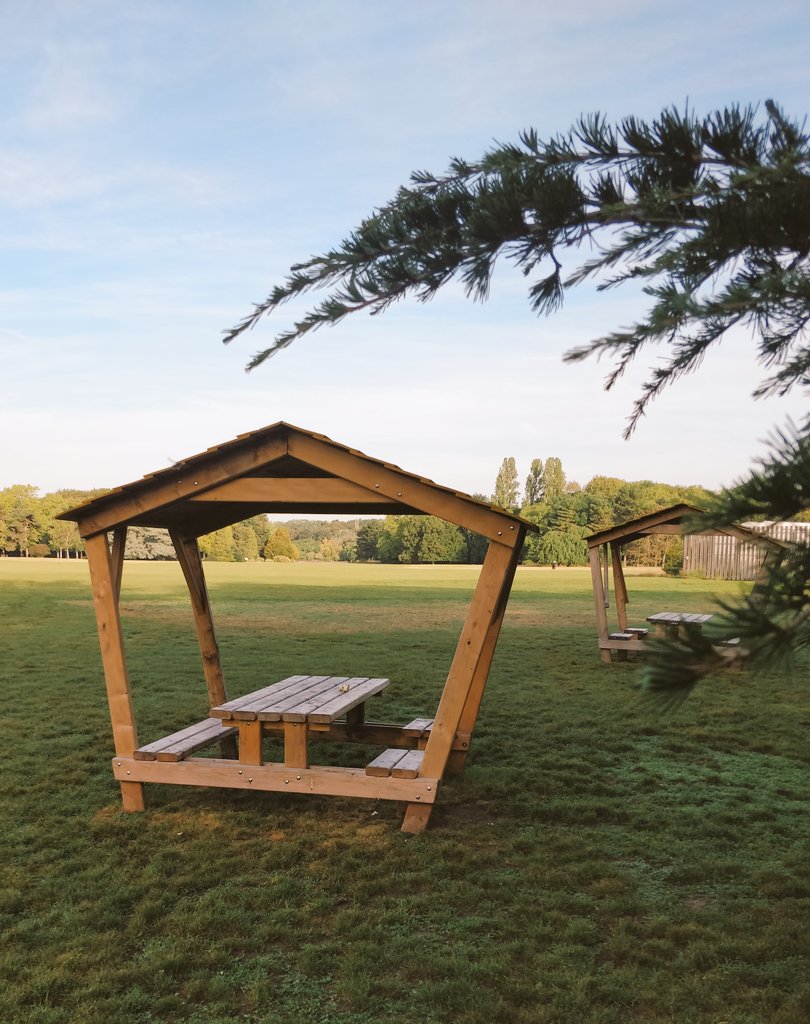 LamriRafic's tweet image. Aujourd'hui c'est matinée course d'orientation pour l'ensemble des 3e du @ClgGRouault @academie_paris au #parcdelacourneuve. Un cadre de travail idéal pour valider les compétences du DNB.