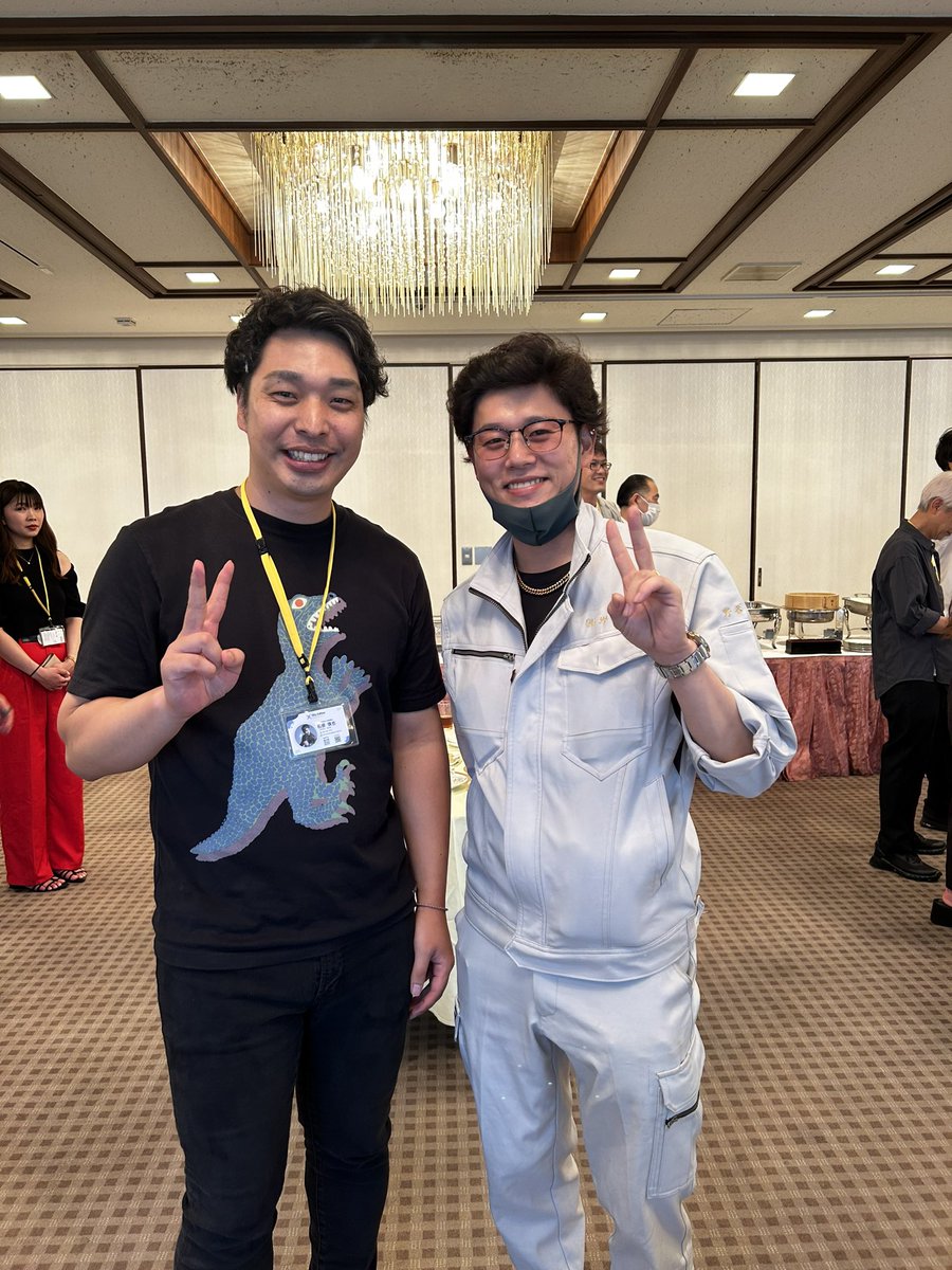 shiny_skyeditor's tweet photo. 今日は建設系YouTuberオフ会参加させていただきました😊

久しぶりに会えた方
また新しく来られた方含めて
色んなお話できて楽しかったです🙋‍♂️

コラボ含め
今度東京行くので飲みに行きましょう💪

@yujiro_iwai 
@CiRCUS_yossy 
@Stoneman_ISHIO 
@genius_tomoya 
@sho_kenchikushi https://t.co/5G6GigQ7Ee