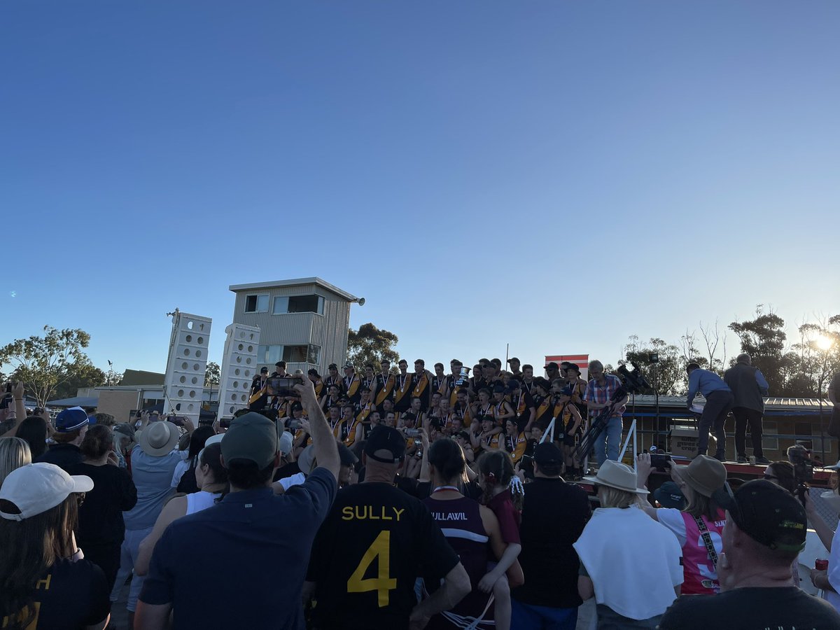 2023 premiers 🏆 🐯 👏 and also 3/3 for the day 👏- well done