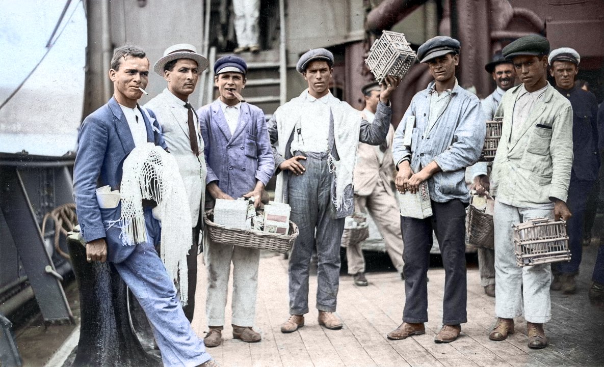 Gran Canaria - Cambulloneros - año 1910
Si te gusta (y quieres) déjanos un corazoncito y repost para apoyar al canal.