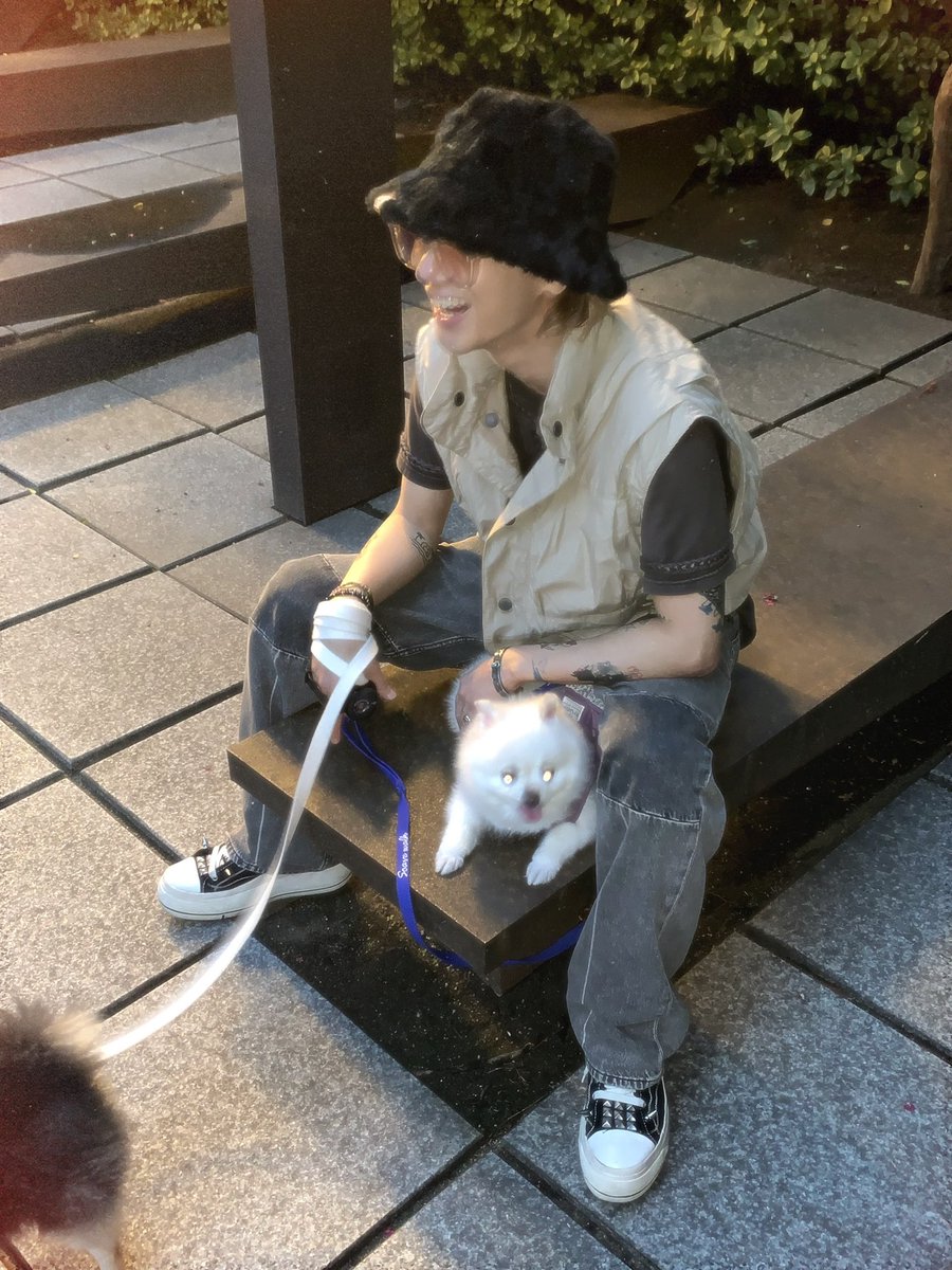 shfly3424's tweet photo. 10月が早く来たらいいのに… 一日一日が早すぎるのが惜しいですね~ みんな後悔のない一日になりますように。🦀 https://t.co/4C1uMTCzbU