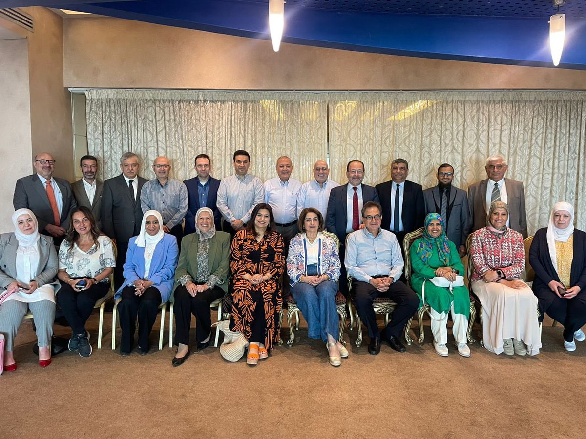 mdouri's tweet photo. I was honoured to represent the RCPath and join the Arab Board Pathology panel in Amman; distinguished professionals and high standard preparations. @RCPath @TheArabBoard https://t.co/ZogjfjhTiu