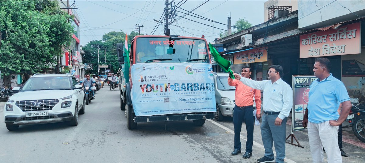 MrtNagarNigam's tweet photo. #IndianSwachhtaLeague2.0 के अंतर्गत नगर निगम मेरठ सुरजकुण्ड वाहन डीपो से वाहन रैली का आयोजन किया गया, जिसको  प्रभारी नगर स्वास्थ्य अधिकारी डाॅ हरपाल सिंह द्वारा हरि झन्डी दिखा कर आरम्भ किया।
#MarvellousMeerut
#YouthVsGarbage #GarbageFreeIndia #MeerutVsGarbage https://t.co/PPcUQJBWcB