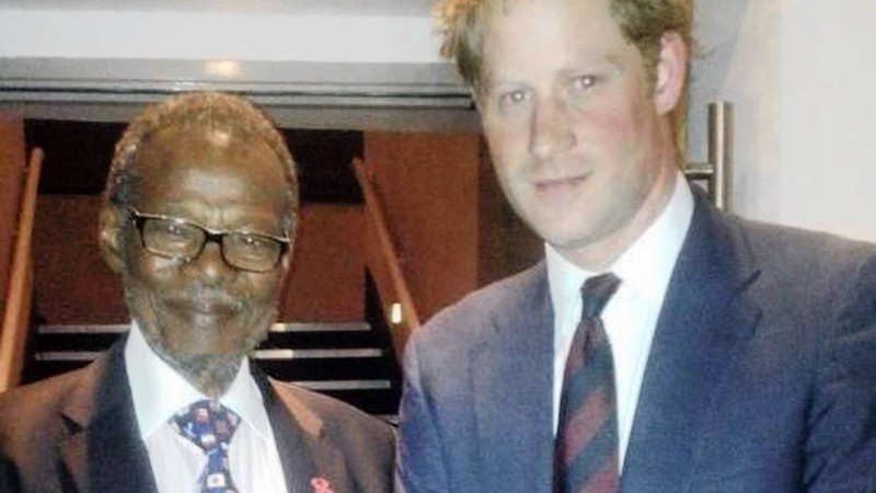 FanGontse's tweet photo. Chief Mangosuthu Buthelezi was a man of many men... #RIPMangosuthu https://t.co/GAO7VHKOuX