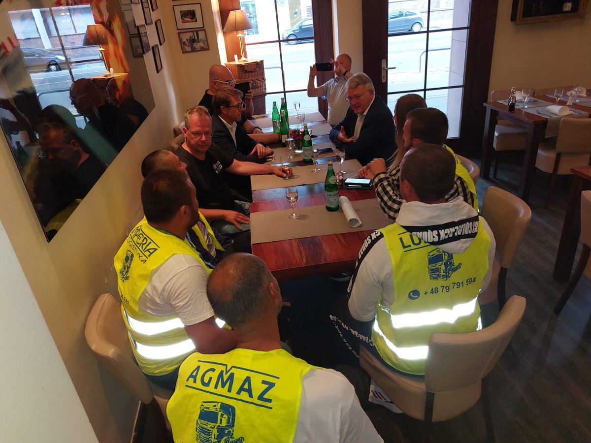 AtemaEdwin's tweet photo. The week of the historic Grafenhausen battlefield for drivers’ justice ended with five Uzbek,Georgian and Ukrainian drivers speaking with European Commissioner @NicolasSchmitEU. 
@a_jongerius @dgb_news @gabischoff @FaireMobilitaet @EuropaFnv @_verdi @UdoBullmann @hubertus_heil https://t.co/QYrizX5G5h