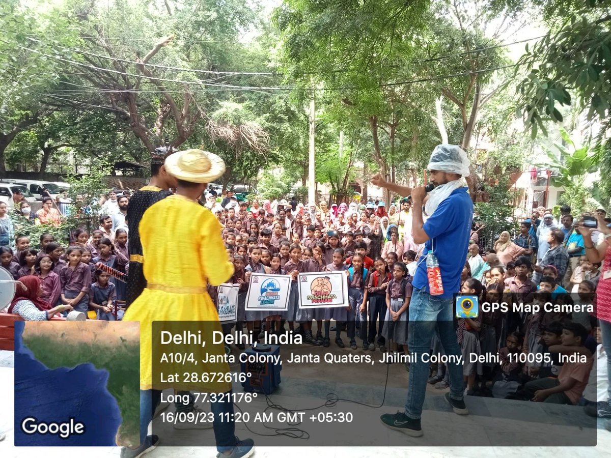 Awareness Rally and Nukkad Natak was conducted on theme of India Swachhata League 2.0 at Shahdara North Zone.
#SwachhSurvekshan2023MCD 
#IndiaVsGarbage 
#YouthVsGarbage 
#SwachhBharatMission 
#GarbageFreeIndia 
#SHS2023
@LtGovDelhi 
@OberoiShelly 
@GyaneshBharti1