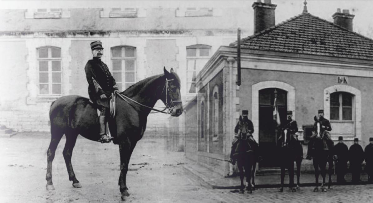 TheatrumBelli's tweet image. Le #35eRAP de Tarbes célèbre le 30 septembre ses 150 ans. Après vous avoir présenté l'article sur la naissance du régiment, voici un nouveau texte sur la garnison de Vannes (1881-1914).
amicale-35rap.fr/la-garnison-de…

@35eRAP_CDC