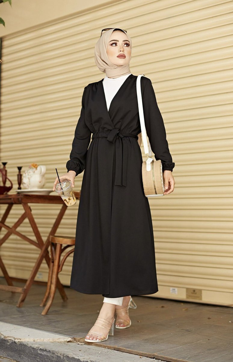 ❤️En şık Tesettür modelleri burda! 
✅Gülsüm Aydın Beli Kuşaklı Tesettür Model Kimono 
👉Fiyatı: 269₺ yerine 219₺ 
Beden: 38-40-42-44
Ürün uzun kollu,kruvaze kapamalı ve yandan kuşak bağlamalıdır .
Ürünü sipariş vermek için aşağıdaki linki tıklayın ⬇️
enuygunhersey.com/product/gulsum…