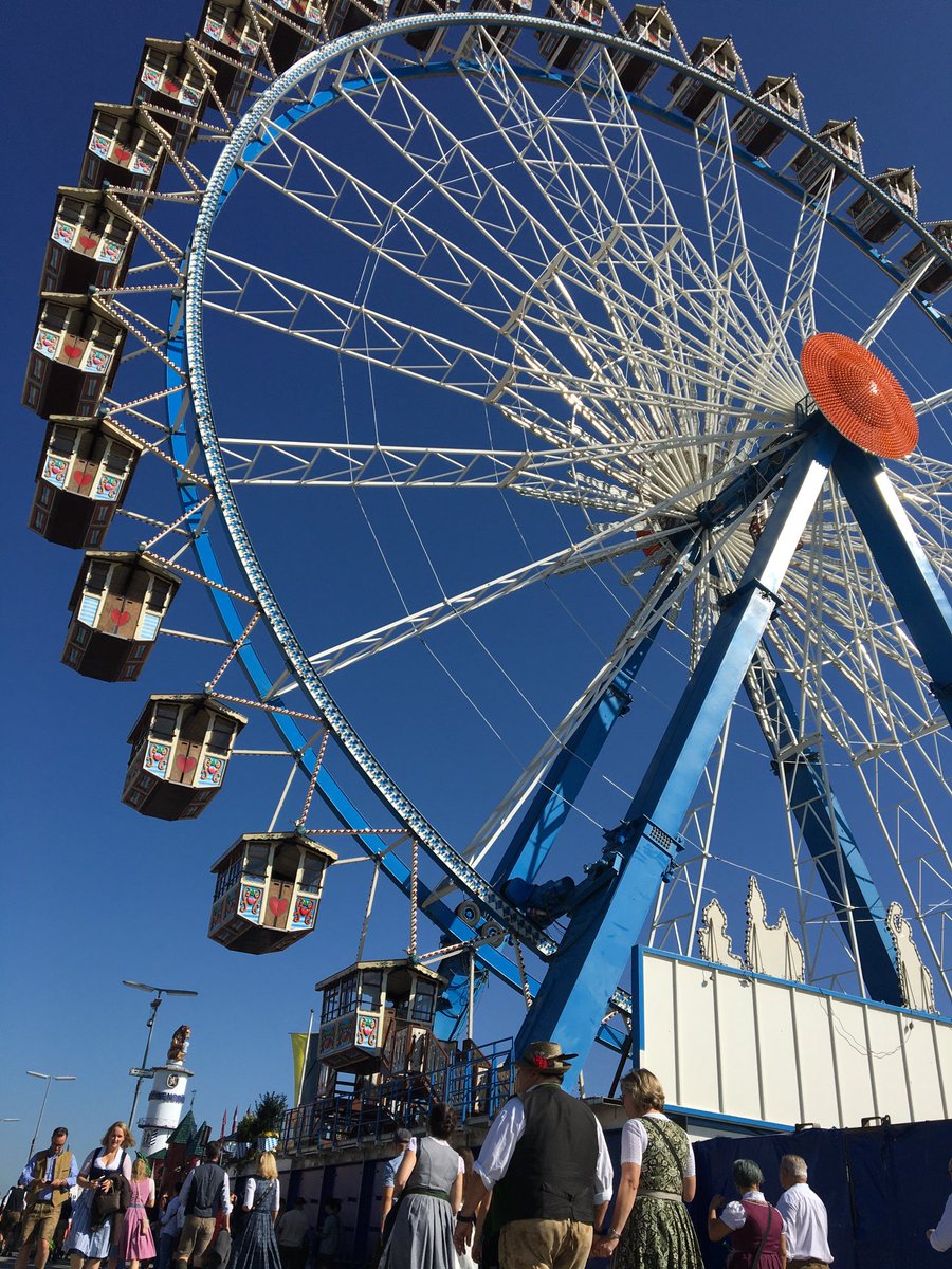 kugleran's tweet photo. In einer Stunde geht’s los - mit der ersten Fahrt auf dem #Oktoberfest 2023
⁦@BR24⁩ https://t.co/NTGvsgeXBr