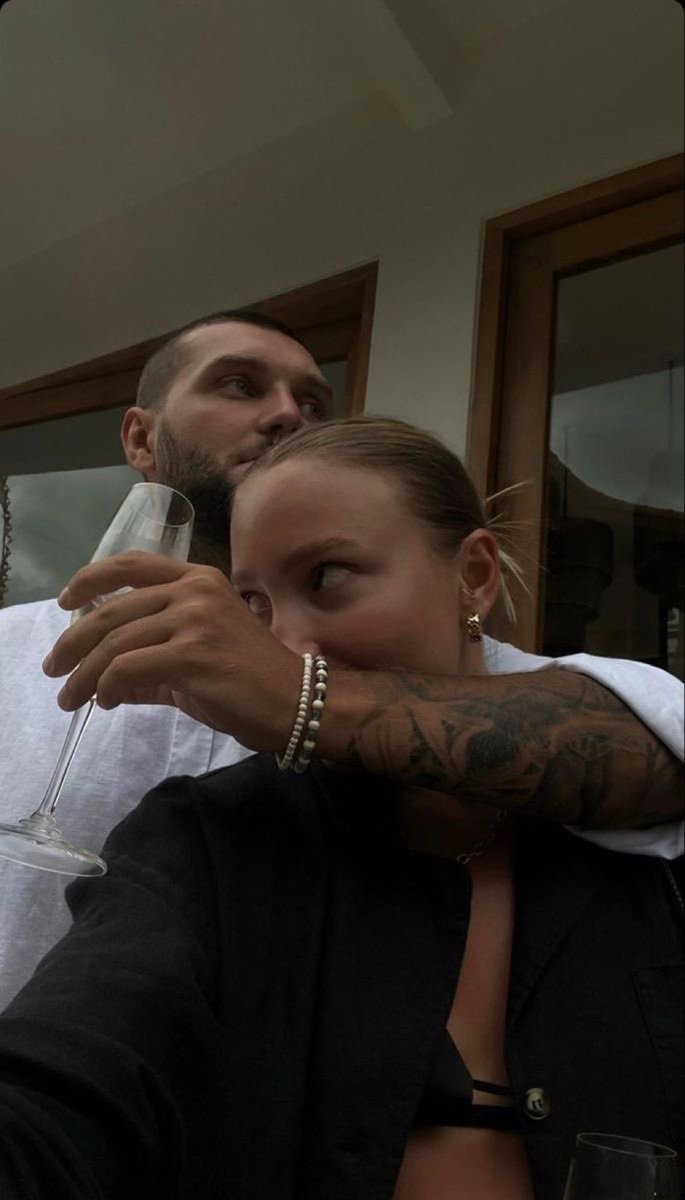 me and who (@meandwh) on Twitter photo 