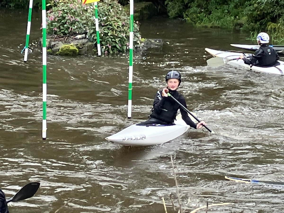 naturaltrossach's tweet photo. Bit of practice for Archie in K1 & Isla in C1 for the Div 3/4 event at Alva hosted by @CRCATSCanoe
#BongoBob setup after months in the garage #welcomeback #kayak #canoe #community https://t.co/Fj3ksfMhlu