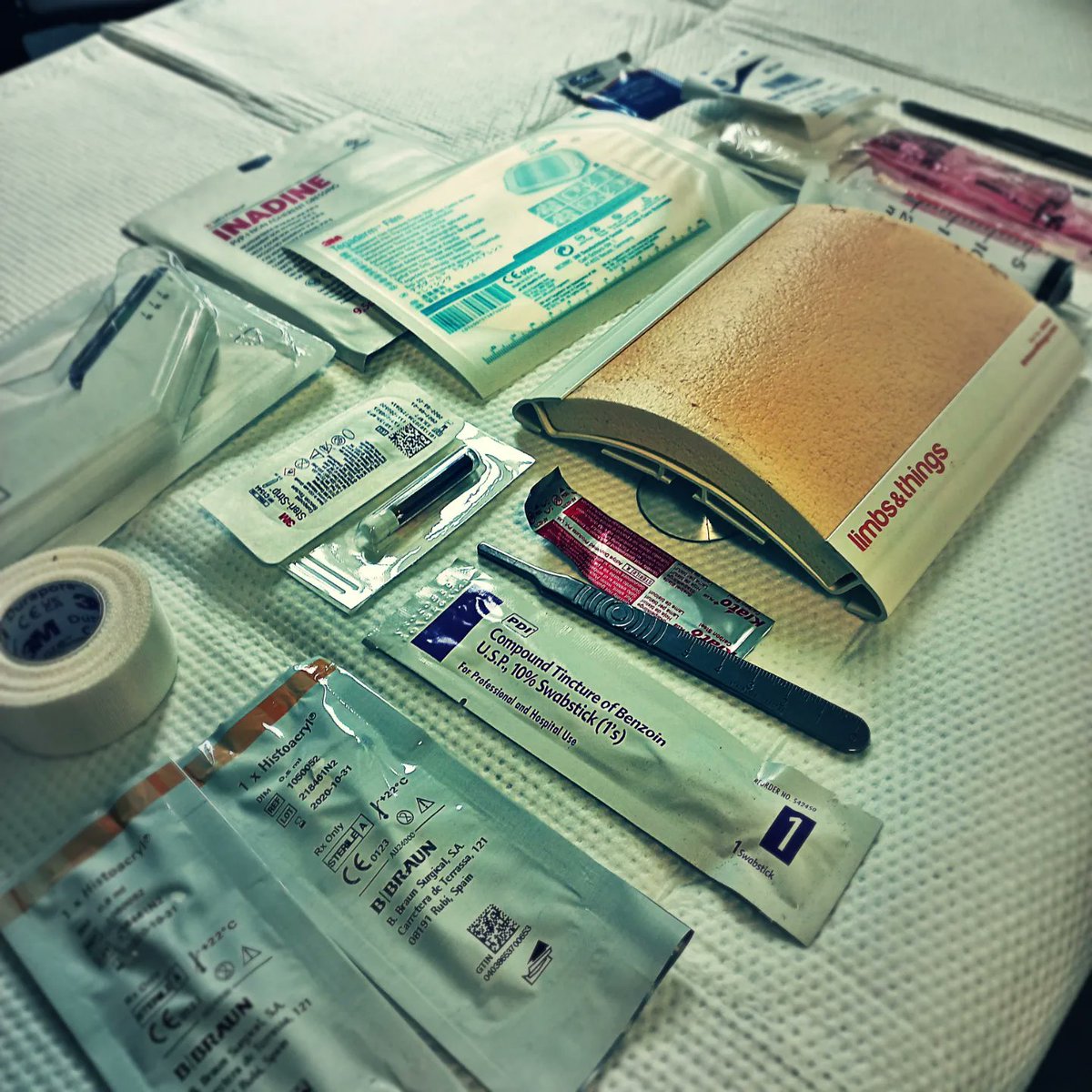 PROLONGED FIELD CARE

▶️  realfirstaid.co.uk/prolongedfield…

#pfc #prlongedfieldcare #medic #remotemedic #remotemedicine #wildernessmedicine #survival #prepping #frec #fpos #firstresponder #prehospitalcare #phem