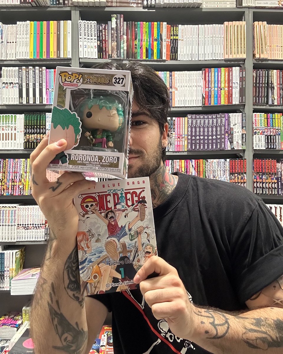 Venga va, vamos con un 🏴‍☠️ SORTEO 🏴‍☠️

¡Llévate el primer número de la nueva edición 3 en 1 de One Piece y este Funko de Zoro!

Para participar:

- Hacer RT a este Tuit.
- Síguenos.
- Menciona a un amigo/a fan del manga o anime.

📅 Fin: 22/09/2023 - Residentes España.

¡SUERTE! 🥰