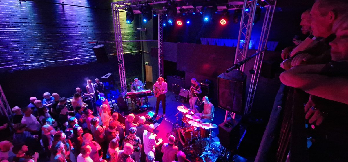 David Crossinggum tweet media