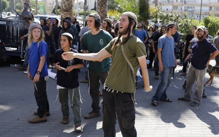 muhammadshehad2's tweet photo. 2015: Israeli settler Elisha Yered celebrates the burning of an 18-months-old Palestinian: "Ali on the Grill"

Everyone looks away!

2023: Elisha raids a Palestinian village &amp; allegedly takes part in the murder of a civilian

He gets arrested but quickly released to house arrest! https://t.co/nOq1Q7E5NO