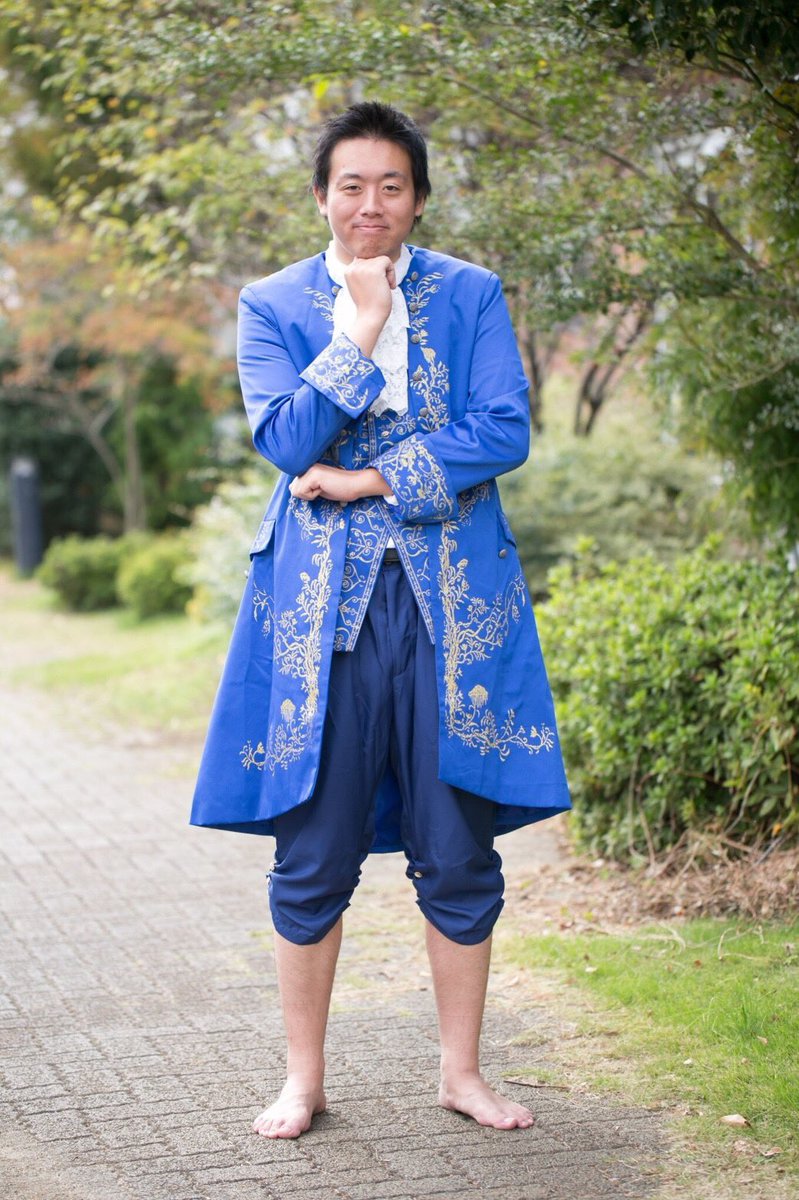 9月18日(月)敬老の日に虚無僧バーにて一日店長やります！ぜひ皆様のご来店お待ちしておりますマジで🙇‍♂️

時間は13時〜23時
1時間3000円飲み放題＋消費税。

▼虚無僧バー
住所：東京都新宿区新宿1-13-8葵ビル地下1階右　

新宿御苑前駅3番出口徒歩1分
新宿三丁目駅C8出口徒歩6分
JR新宿駅東口徒歩13分