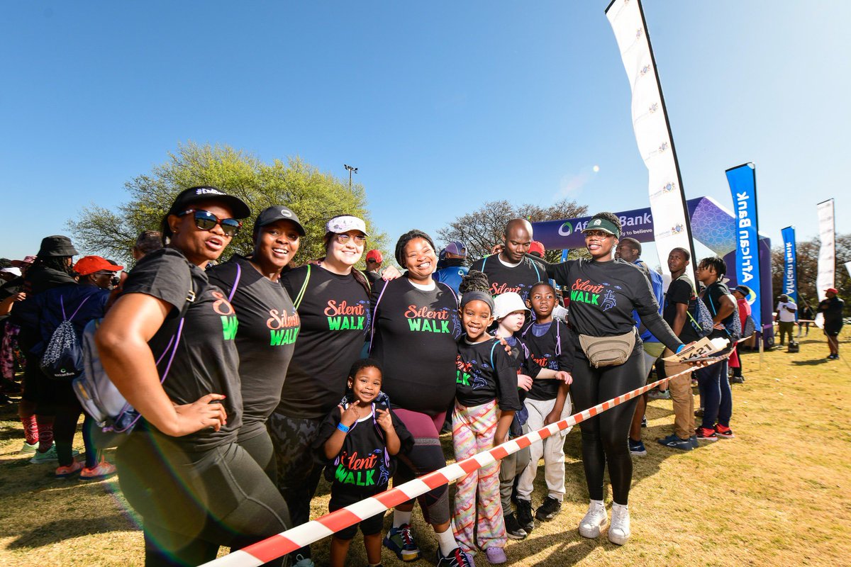 It’s #DeafAwarenessMonth and it’s important for us to bring awareness to the Deaf and hard-of-hearing communities. Lesego Signs did just that at the Neema #SilentWalkAndRun. How fun did this event look?🦻🏾👣

#AfricanBank