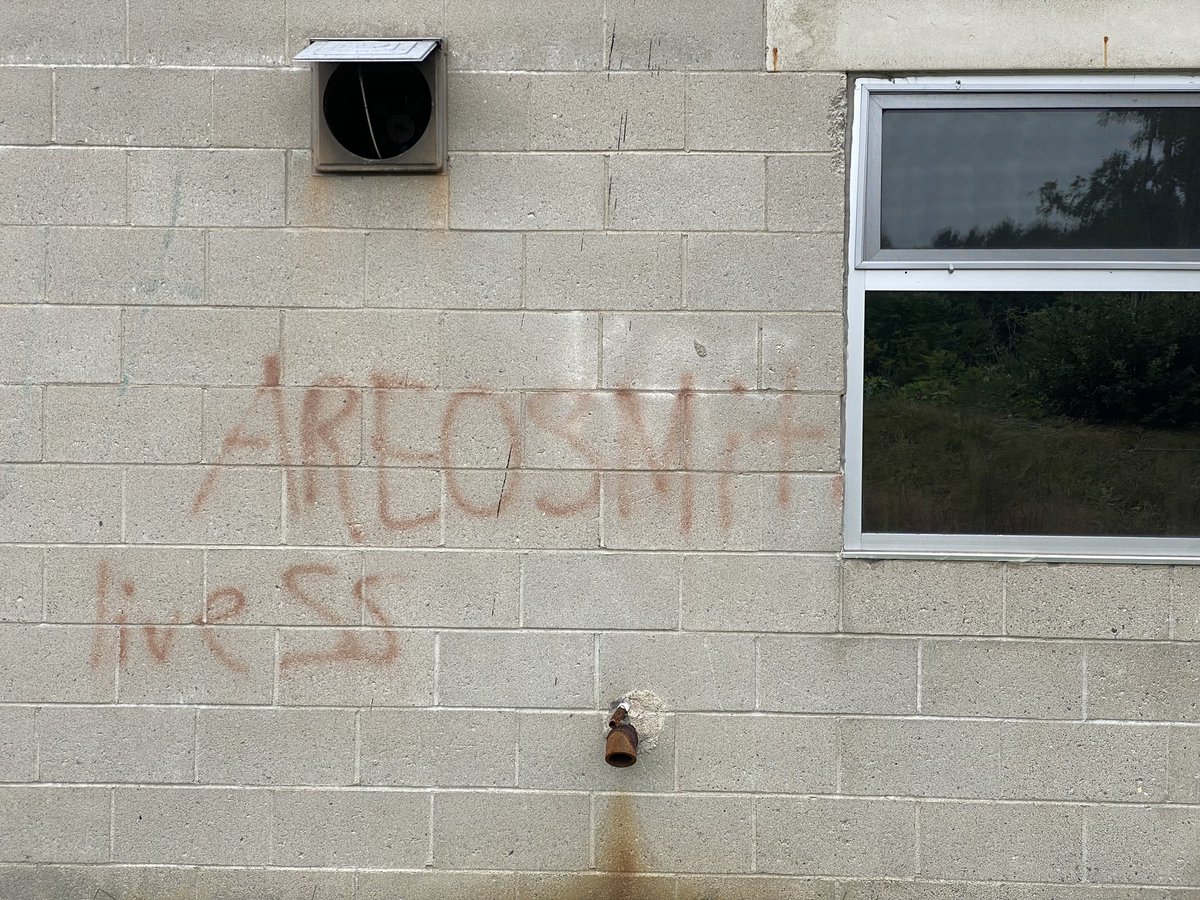 It took me a while to process all of the inferior literacy demonstrated here.