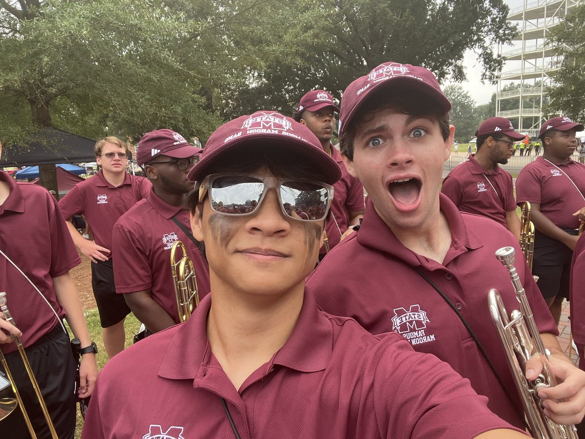 dawgwithhat's tweet photo. #HAILSTATE https://t.co/WgI1udXCGa