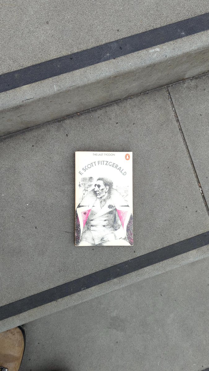 Warm found #book in a Yellow vault at this location! Join me playing #coinhuntworld, It's awesome! coinhunt.gsc.im/A34nKWgYlZ #cryptocurrency #130